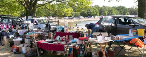 Grote Rommelmarkt Oss : Car boot Sale