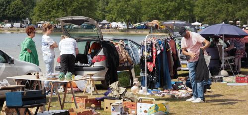 Grote Rommelmarkt Oss : Car Boot Sale