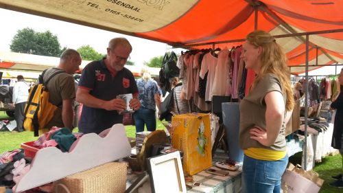 Rommelmarkt Breda : Lekker snuffelen