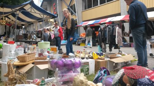 Grote Rommelmarkt Tilburg : Lekker snuffelen...